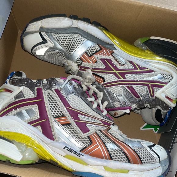 Balenciaga Runner (WITH BOX) - Picture 2 of 4